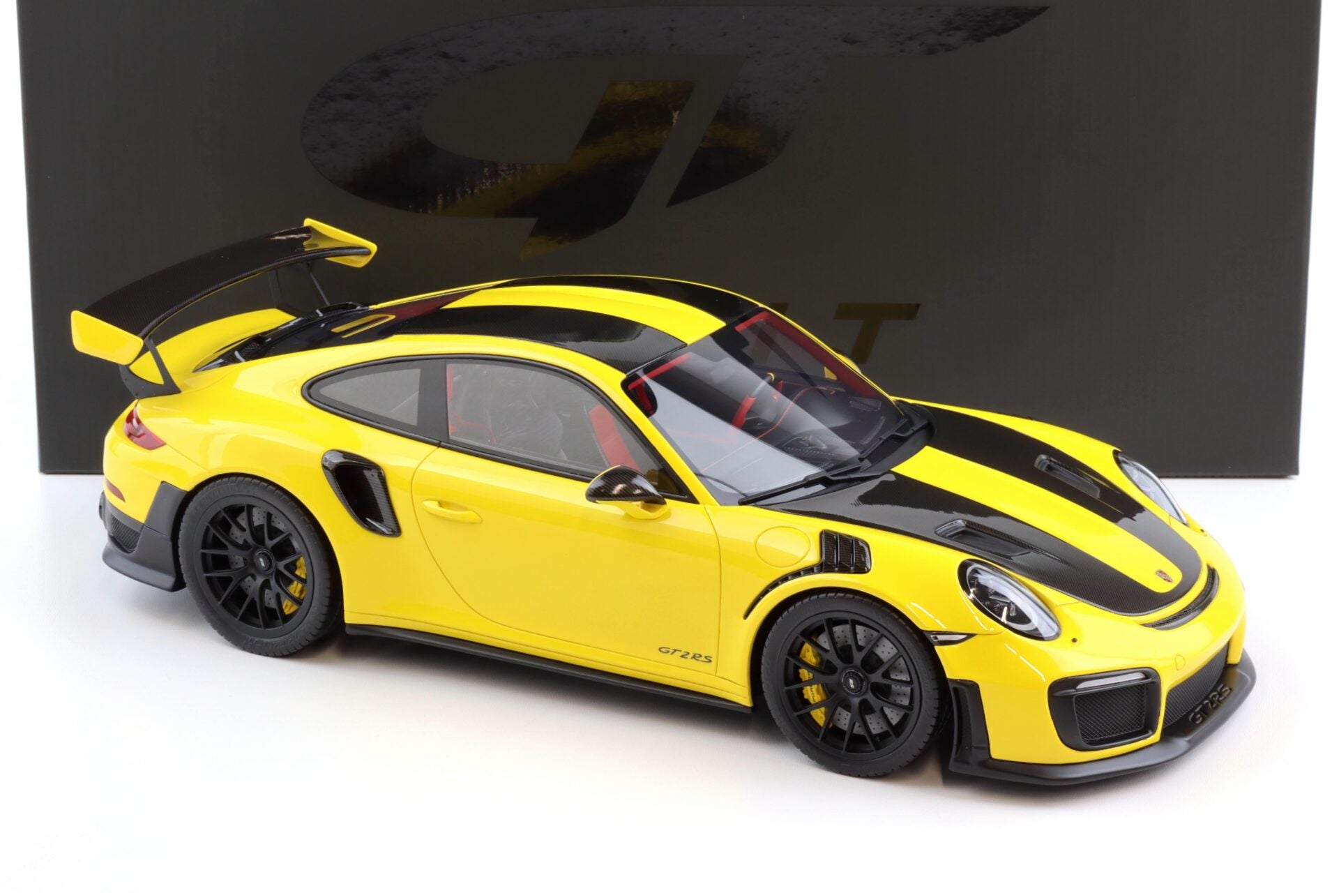 Porsche 911 (991.2) GT2 RS 2018 Geltona 1:12
